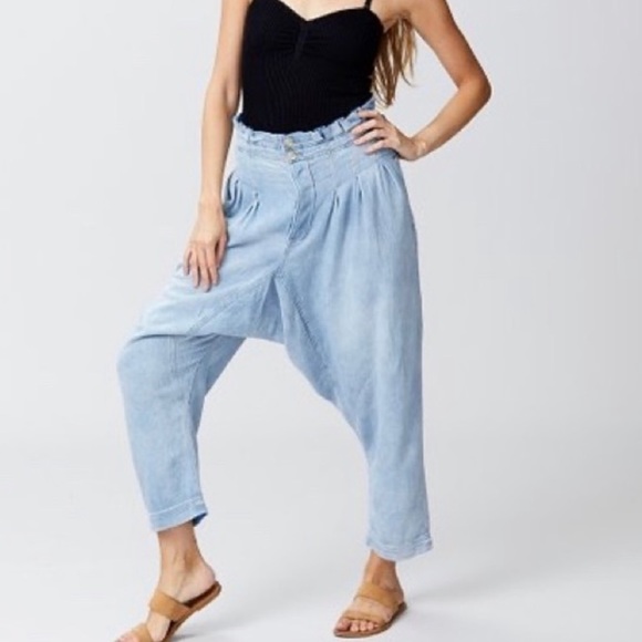 Free People Mover Shaker Pleated Paper Bag Jeans - Picture 3 of 8